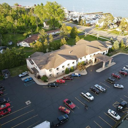 Bay Inn Tawas City Zewnętrze zdjęcie