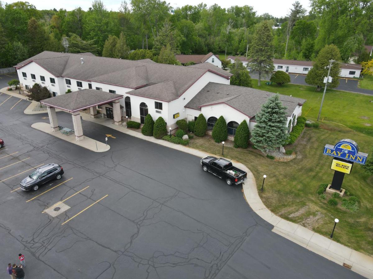 Bay Inn Tawas City Zewnętrze zdjęcie